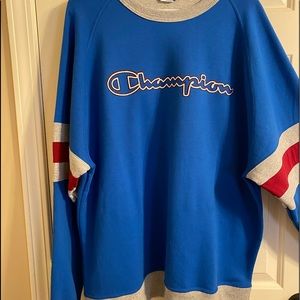 Men’s CHAMPION Sweatshirt - NWT